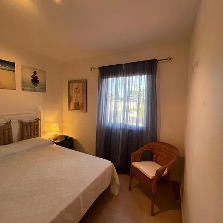 Delfin Azul Daire Corralejo